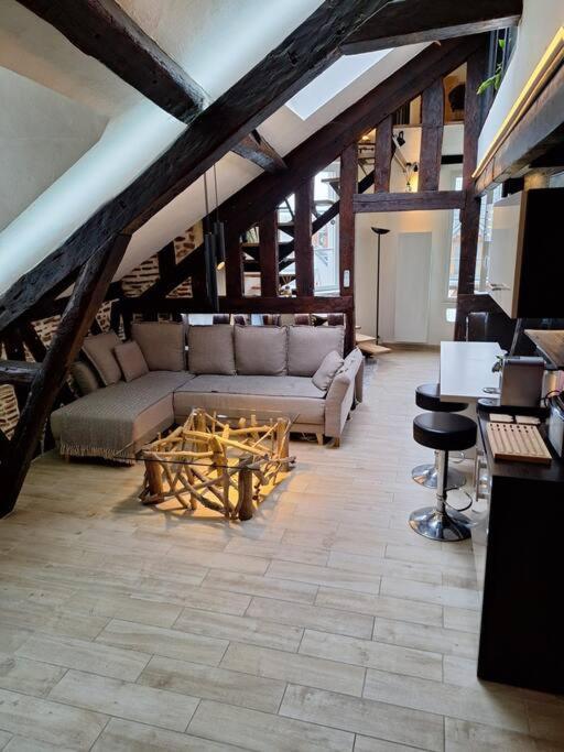 Le Perchoir De L'empereur Apartment *